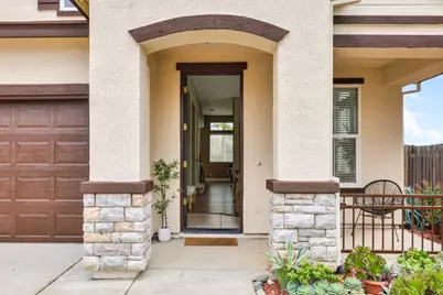 10209 Lofton Court, Elk Grove, CA 95757 - Photo 9