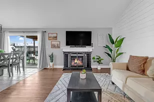 6221 Jack London Cir, Sacramento, CA 95842 - Photo 11