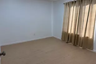 383 Eaton Ct, Sacramento, CA 95838 - Photo 5