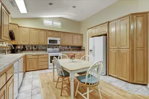 154 Scotia Pines Cir, Grass Valley, CA 95945 - Photo 7