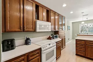 5648 Verner Oak Ct, Sacramento, CA 95841 - Photo 11