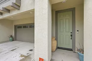 898 Lake Park Cir, Galt, CA 95632 - Photo 3