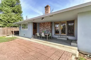 4040 Parkside Ct, Sacramento, CA 95822 - Photo 45