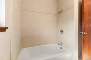 4040 Parkside Ct, Sacramento, CA 95822 - Photo 33