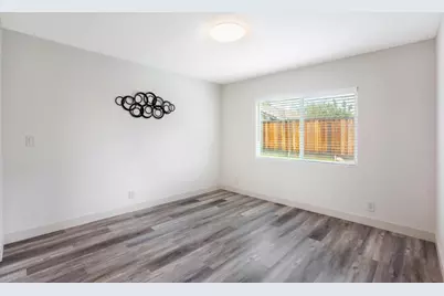 12986 Pfeifle Avenue, San Jose, CA 95111 - Photo 31