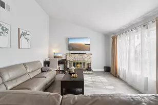 3327 Trafalgar Rd, Fremont, CA 94555 - Photo 9