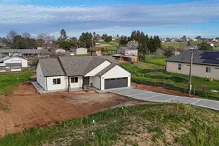 2775 Village Dr, Ione, CA 95640 - Photo 11