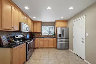 10350 Birmingham Way, Rancho Cordova, CA 95670 - Photo 9