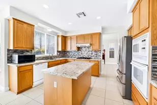 7905 Kawana Ct, Sacramento, CA 95829 - Photo 29