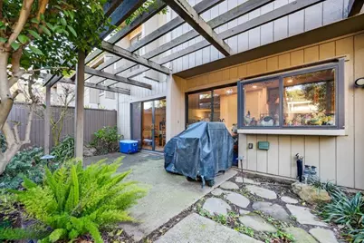 1055 Commons Drive, Sacramento, CA 95825 - Photo 31