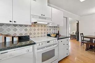 3131 Grand Lake Dr, Fremont, CA 94555 - Photo 17