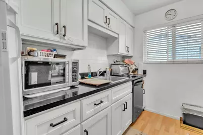 1369 Del Rio Circle #D, Concord, CA 94518 - Photo 9