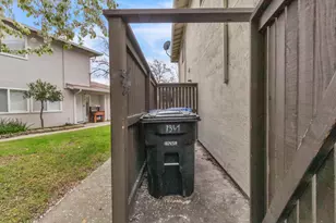 1369 Del Rio Cir, Concord, CA 94518 - Photo 21