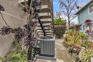 1369 Del Rio Cir, Concord, CA 94518 - Photo 5