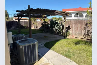 1821 Avo Way, Manteca, CA 95337 - Photo 15