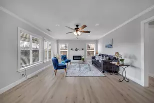 2059 Country Club Blvd, Stockton, CA 95204 - Photo 11