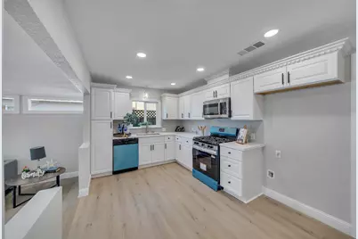 2059 Country Club Boulevard, Stockton, CA 95204 - Photo 21