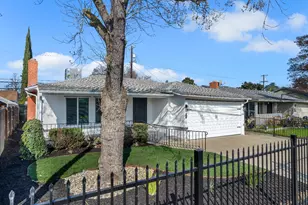 2059 Country Club Blvd, Stockton, CA 95204 - Photo 3