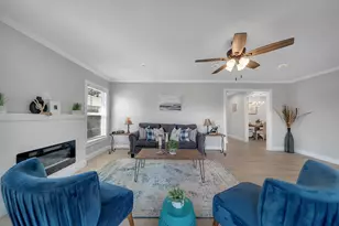 2059 Country Club Blvd, Stockton, CA 95204 - Photo 13