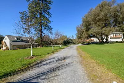 7162 Amoloc, Lotus, CA 95651 - Photo 3