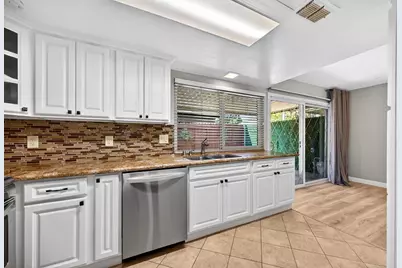 3275 Via Grande, Sacramento, CA 95825 - Photo 15