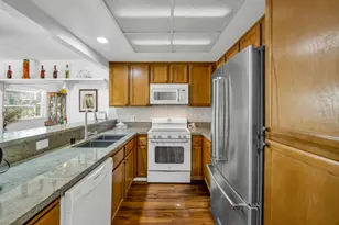 2280 Hurley Way, Sacramento, CA 95825 - Photo 3