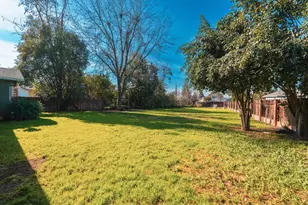 1541 W North Bear Creek Dr, Merced, CA 95348 - Photo 19