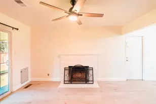 1541 W North Bear Creek Dr, Merced, CA 95348 - Photo 9