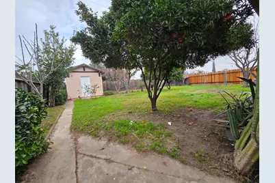 807 Olds Avenue, Livingston, CA 95334 - Photo 23