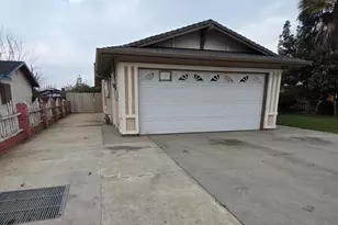 807 Olds Ave, Livingston, CA 95334 - Photo 3