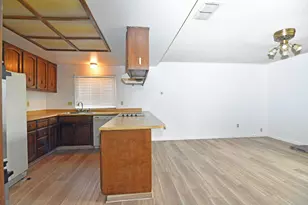 2621 Dels Ln, Turlock, CA 95382 - Photo 7