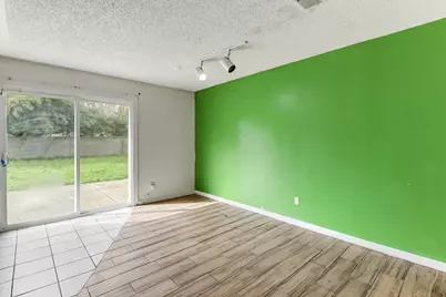 4028 Bairnsdale Way, Sacramento, CA 95826 - Photo 9