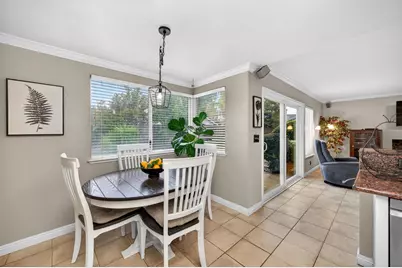 9512 Hutton Drive, Elk Grove, CA 95758 - Photo 27