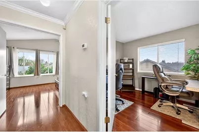 9512 Hutton Drive, Elk Grove, CA 95758 - Photo 53