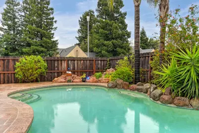 9512 Hutton Drive, Elk Grove, CA 95758 - Photo 71