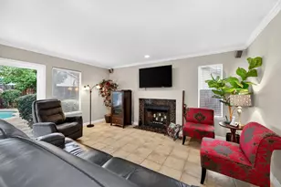 9512 Hutton Dr, Elk Grove, CA 95758 - Photo 35