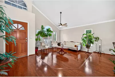 9512 Hutton Drive, Elk Grove, CA 95758 - Photo 19