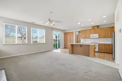 1025 Barbados Street, Manteca, CA 95337 - Photo 9