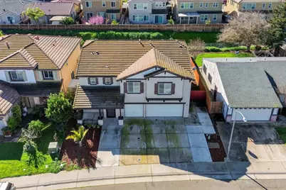 8788 Tiogawoods Drive, Sacramento, CA 95828 - Photo 3