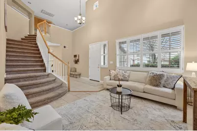 9431 Havenview Way, Elk Grove, CA 95624 - Photo 9