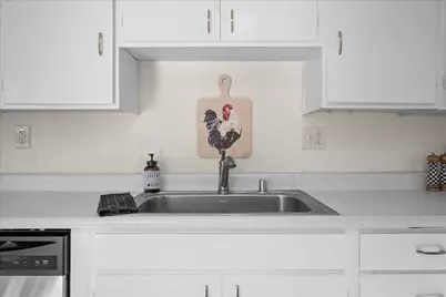 1020 Cummins Way, West Sacramento, CA 95605 - Photo 11