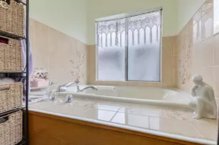 Kaseberg Dr, Roseville, CA 95678 - Photo 17