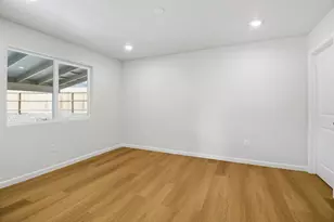 1463 W 25th St, Merced, CA 95340 - Photo 13