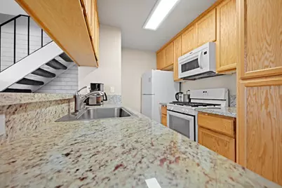 428 Caribrook Way #2, Stockton, CA 95207 - Photo 5