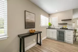 1405 Las Salinas Way, Sacramento, CA 95864 - Photo 23