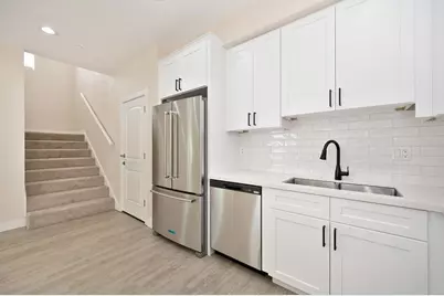 2985 San Jose Way, Sacramento, CA 95817 - Photo 7