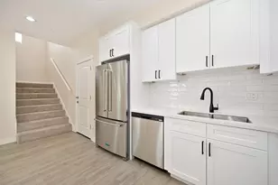 2985 San Jose Way, Sacramento, CA 95817 - Photo 7