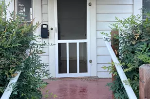 1519 32nd St, Sacramento, CA 95816 - Photo 1