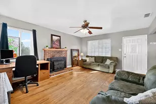 4952 Oleander Dr, Carmichael, CA 95608 - Photo 9