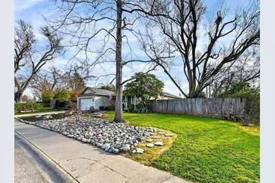 4952 Oleander Drive, Carmichael, CA 95608 - Photo 3